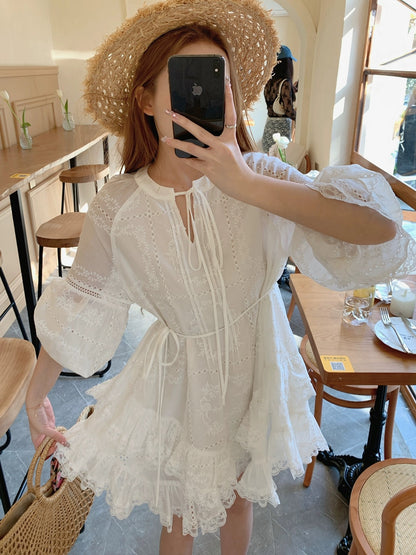 Bingbing is here丨【Well-behaved·Female】Pure and lazy puff-sleeved dress, simple loose lace skirt