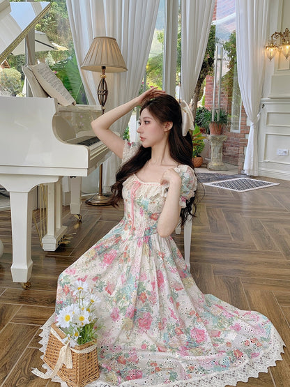 Bingbing is here丨[Flower Bud Girl] Pure lust style square neck niche girly floral dress lace skirt