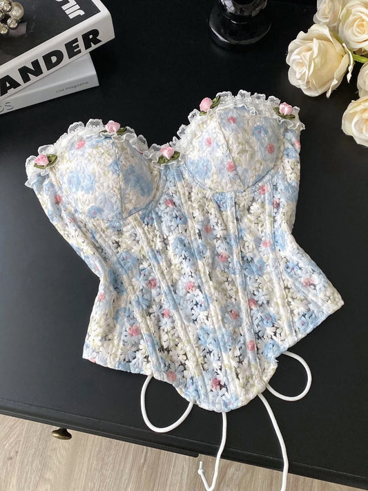 Sweet and alluring three-dimensional floral strapless vest, feminine lace-up waist corset, fishbone embroidered sleeveless top for women to wear as outerwear.