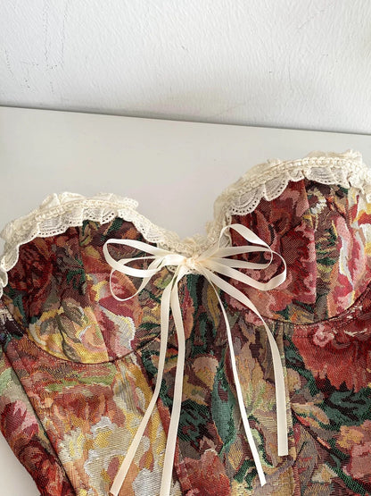 French romantic style, oil painting feel, strapless vest for women, summer, lace trim, fishtail corset waist tie, absolutely gorgeous top.