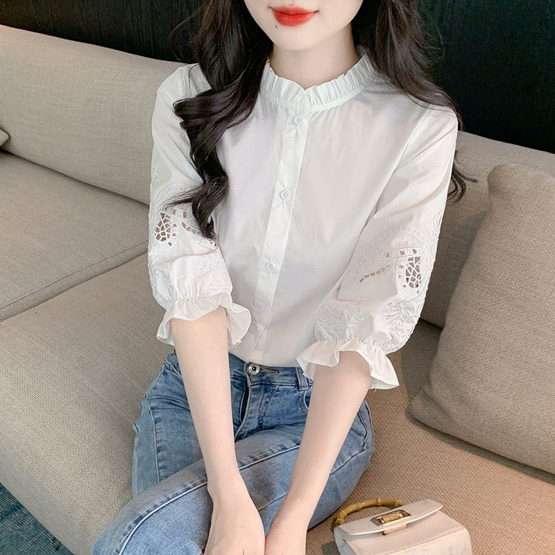 Heavy industry embroidery national style shirt women's summer wear 2024 spring new three-quarter short-sleeved T-shirt popular tops for small people