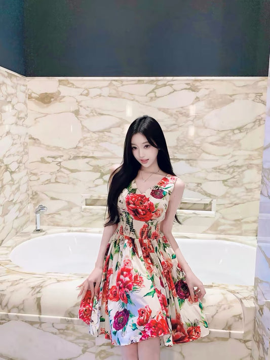 Ye Jia Nailah's "Floral Style" French Resort Retro Print V-Neck Sleeveless Dress for Women (Summer)