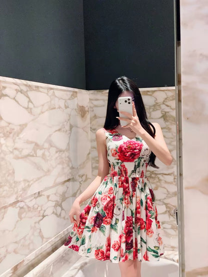 Ye Jia Nailah's "Floral Style" French Resort Retro Print V-Neck Sleeveless Dress for Women (Summer)