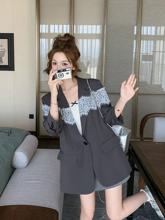 Gray design niche lace splicing suit jacket women autumn 2025 new Korean version of the hottest casual suit