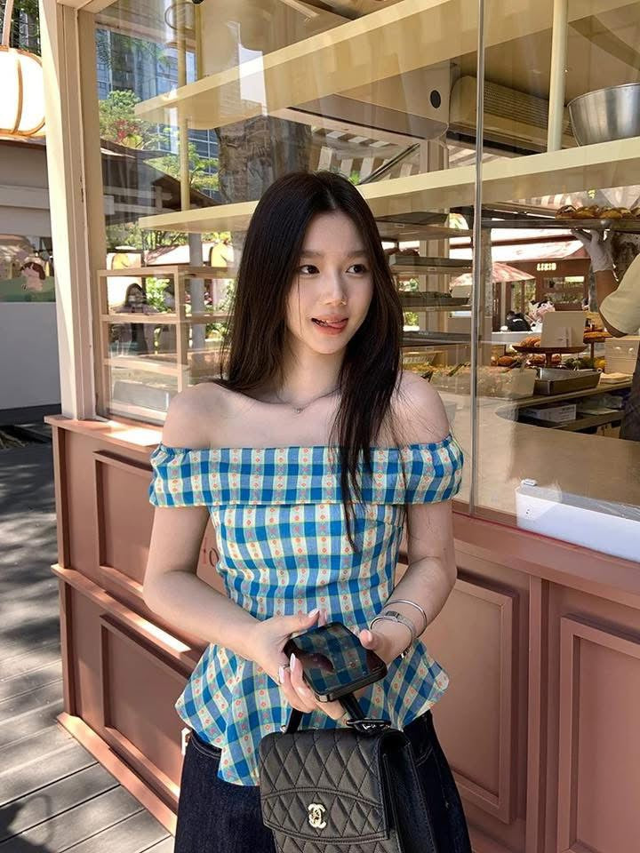 Wang girl's shop plaid one shoulder short-sleeved shirt women's summer Korean style slim waist ruffled design top