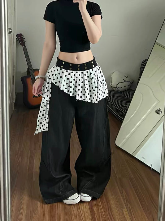 Korean style polka dot wide-leg jeans with lace-up design, layered with curved blades, exuding a sexy and stylish vibe.