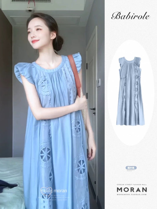 French tea break elegant embroidered dress with small flying sleeves for women in summer gentle blue loose relaxed holiday long skirt