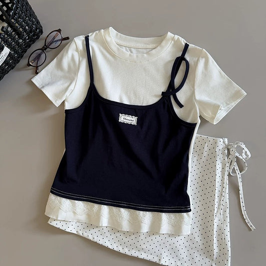 [In Stock] Unique Color Block Faux Two-Piece Label T-Shirt, New Korean Style, Slim Fit, Lace Pullover Short Top