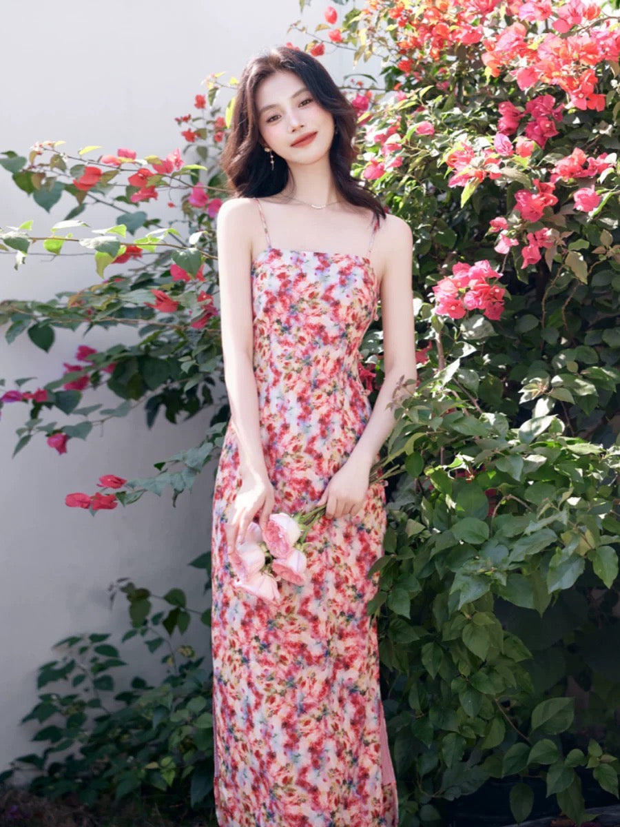 French retro style floral suspender dress with waist, sweet and spicy hip-covering long skirt new summer style