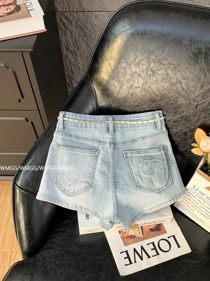 Women's light blue denim shorts, 2026 new style, color-blocked belt, camellia embroidery, Chanel-inspired straight leg casual pants
