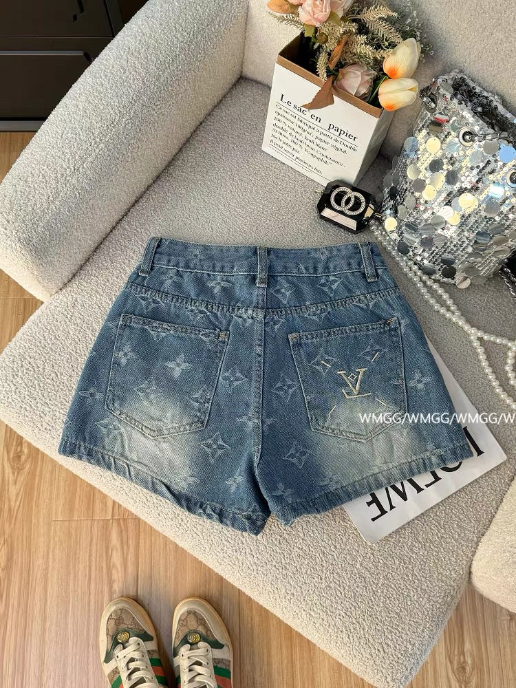 Women's Blue Denim Shorts, 2026 New Style, Petite Size, Jacquard, Korean Chic Style, Unique Summer Fit, Lightweight Pants