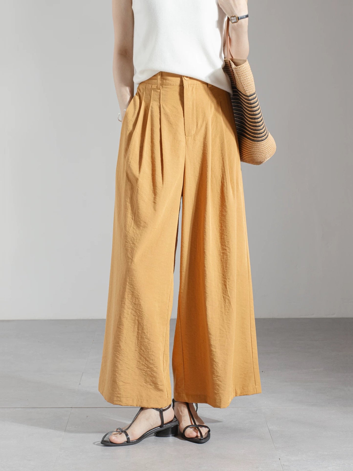 Retro cotton and linen nine-point pants wide-leg pants women 2025 new summer thin high waist slim loose straight casual pants