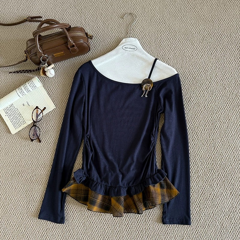 Faux two-piece asymmetrical off-shoulder lace T-shirt, women's autumn 2025 new style, slim fit, fashionable and casual long-sleeved top
