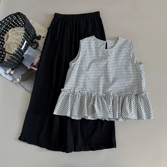 [In Stock] Women's Casual, Youthful, Loose-fitting Pullover Sleeveless Shirt with Ruffled Trim and Round Neck