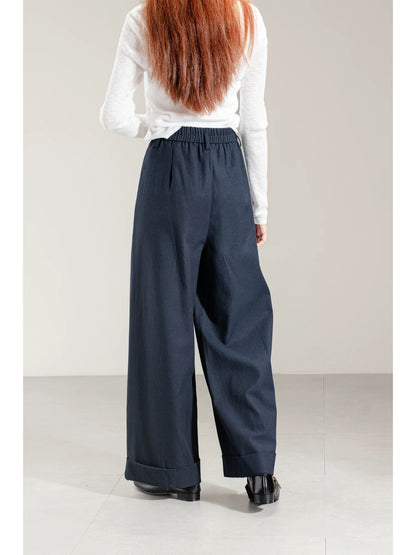 Commuter retro navy blue Tencel cotton rolled-edge casual pants for women autumn and winter elastic waist loose narrow version nine-point straight pants