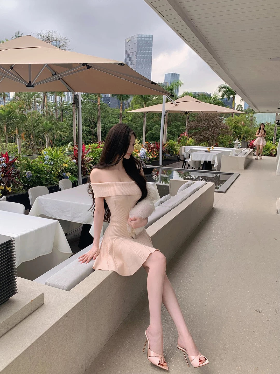 DFAY Grapefruit Sparkling Ice Knitted Dress, Elegant and Slimming Off-Shoulder Dress for Spring/Summer