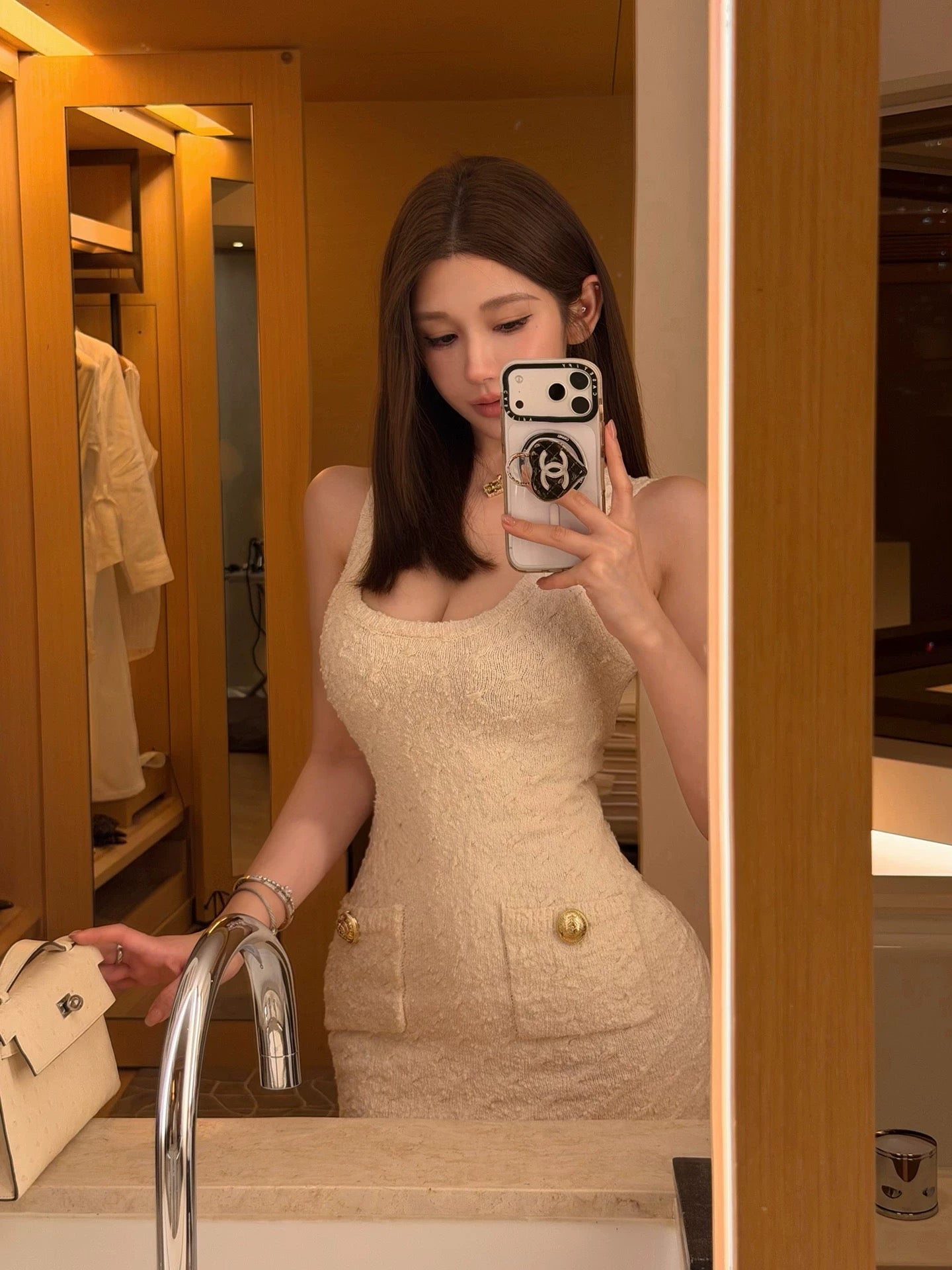 chicbyrr/Balma*in off-white tank top bodycon dress super flattering proportions