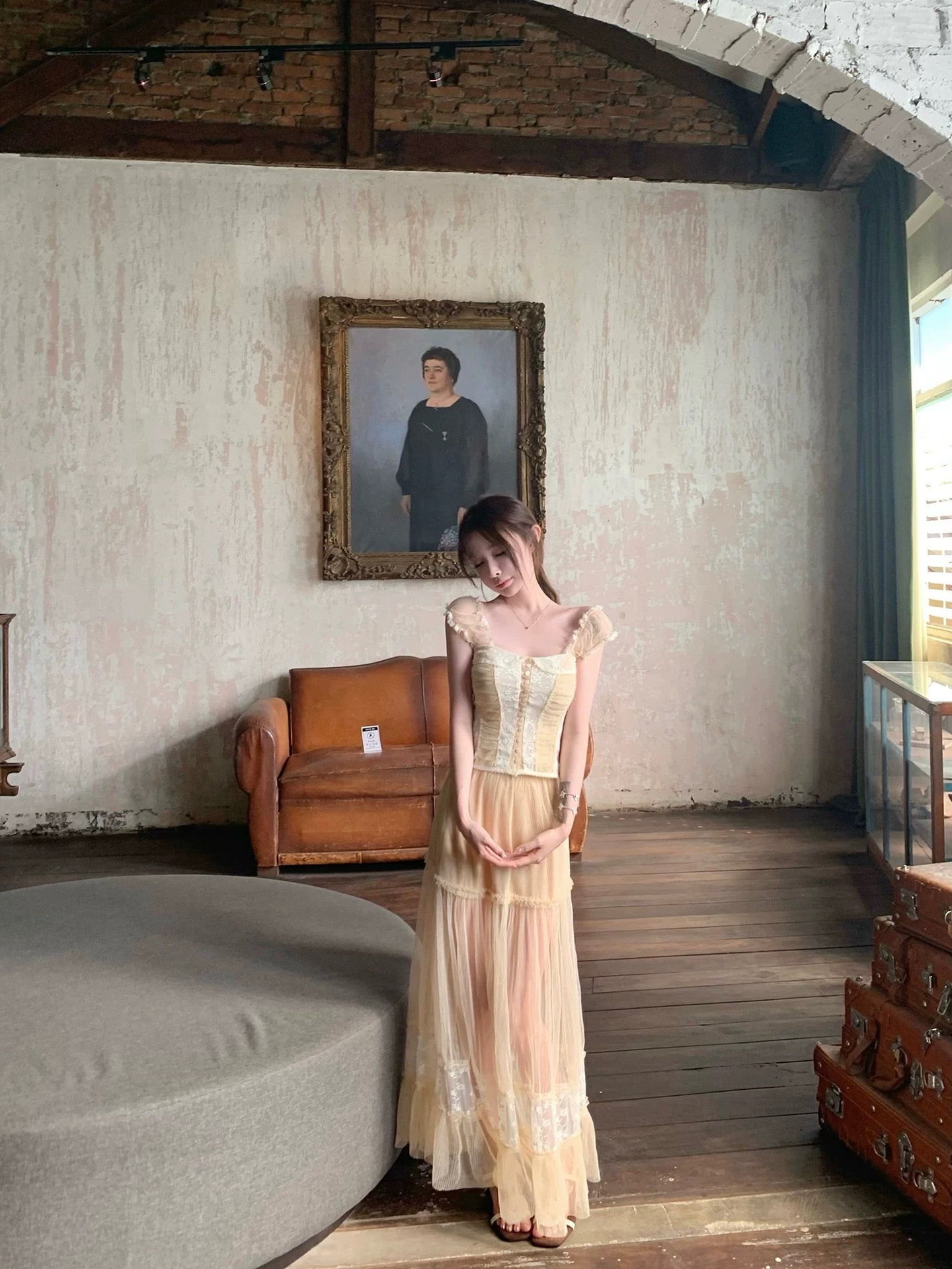 Suuuicee Temple Garden: Four-tiered spliced skirt with three-dimensional intricate embroidered lace mesh suit dress