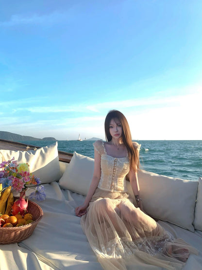 Suuuicee Temple Garden: Four-tiered spliced skirt with three-dimensional intricate embroidered lace mesh suit dress