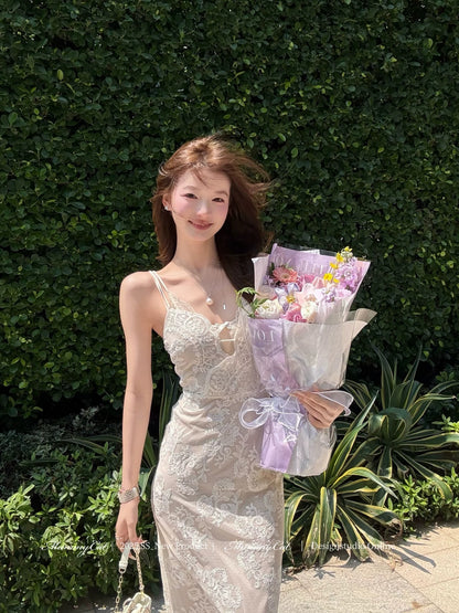 Mummy Cat Laying Eggs [Miss Friendship] 3D Lace Embroidered Rose Bodycon Spaghetti Strap Dress