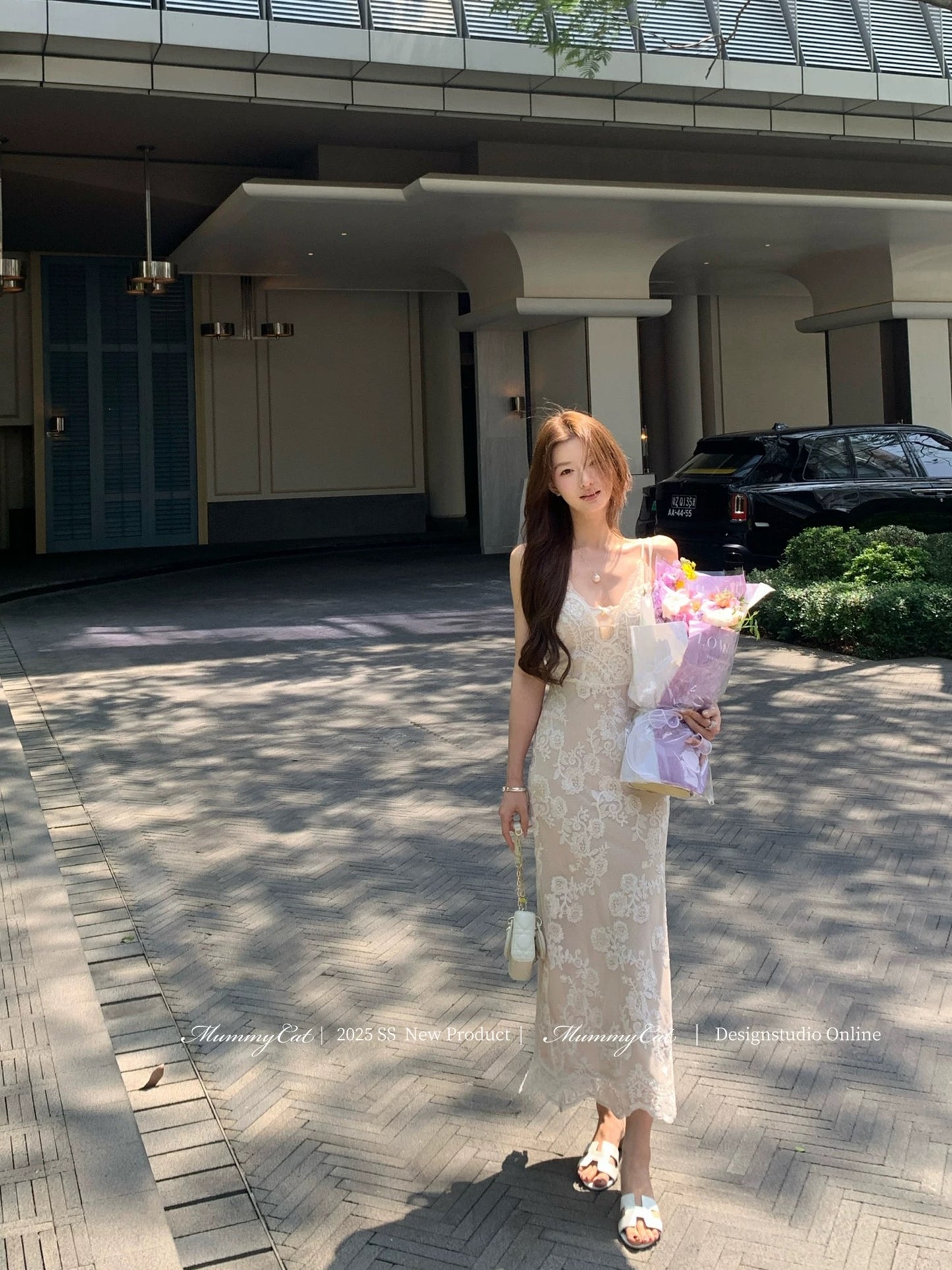 Mummy Cat Laying Eggs [Miss Friendship] 3D Lace Embroidered Rose Bodycon Spaghetti Strap Dress