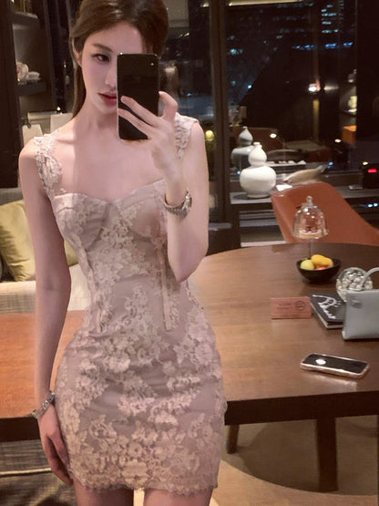 Amor's warm and soft feminine taro lace fitted slip dress