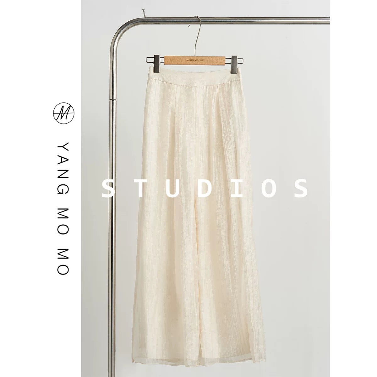 New Chinese style national style diagonal lapel jacquard short-sleeved shirt chiffon casual pants suit new women's summer clothing with a complete set