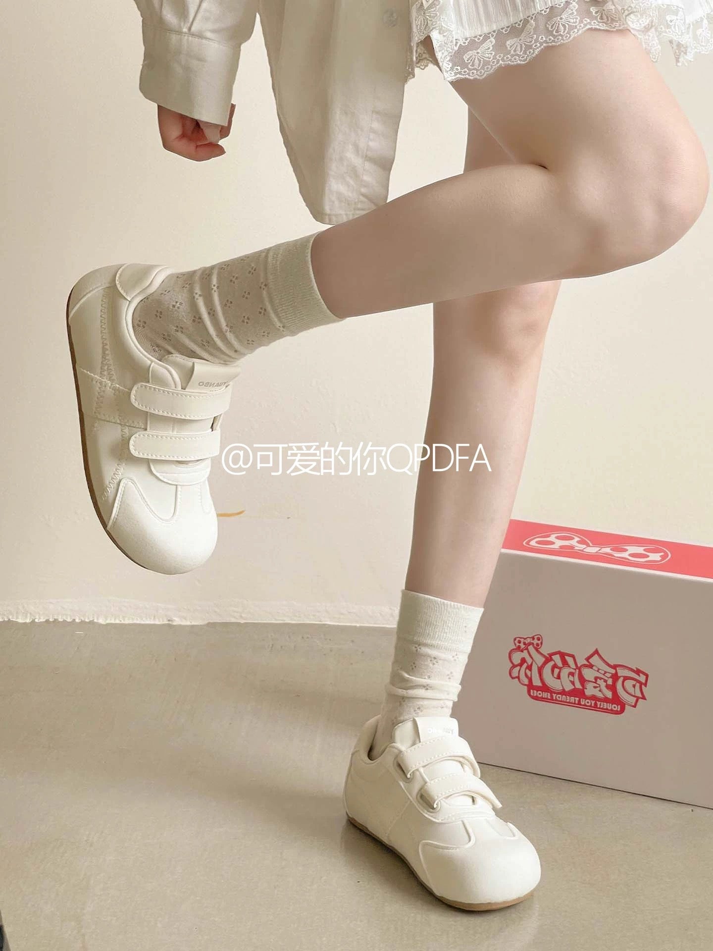 Cute Girl White Sneakers Women's Sneakers 2026 New Casual Shoes Versatile Student Spring and Autumn Trendy Bread Shoes