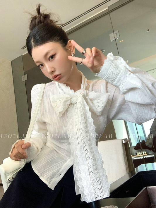 1302LAB French heavy lace stitching big bow white shirt 2025 spring new beautiful top