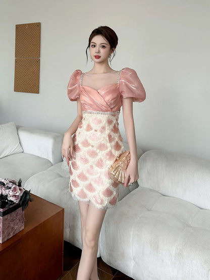 Sequin dress 2024 new summer hip-hugging elegant temperament goddess fan square collar pink French dress