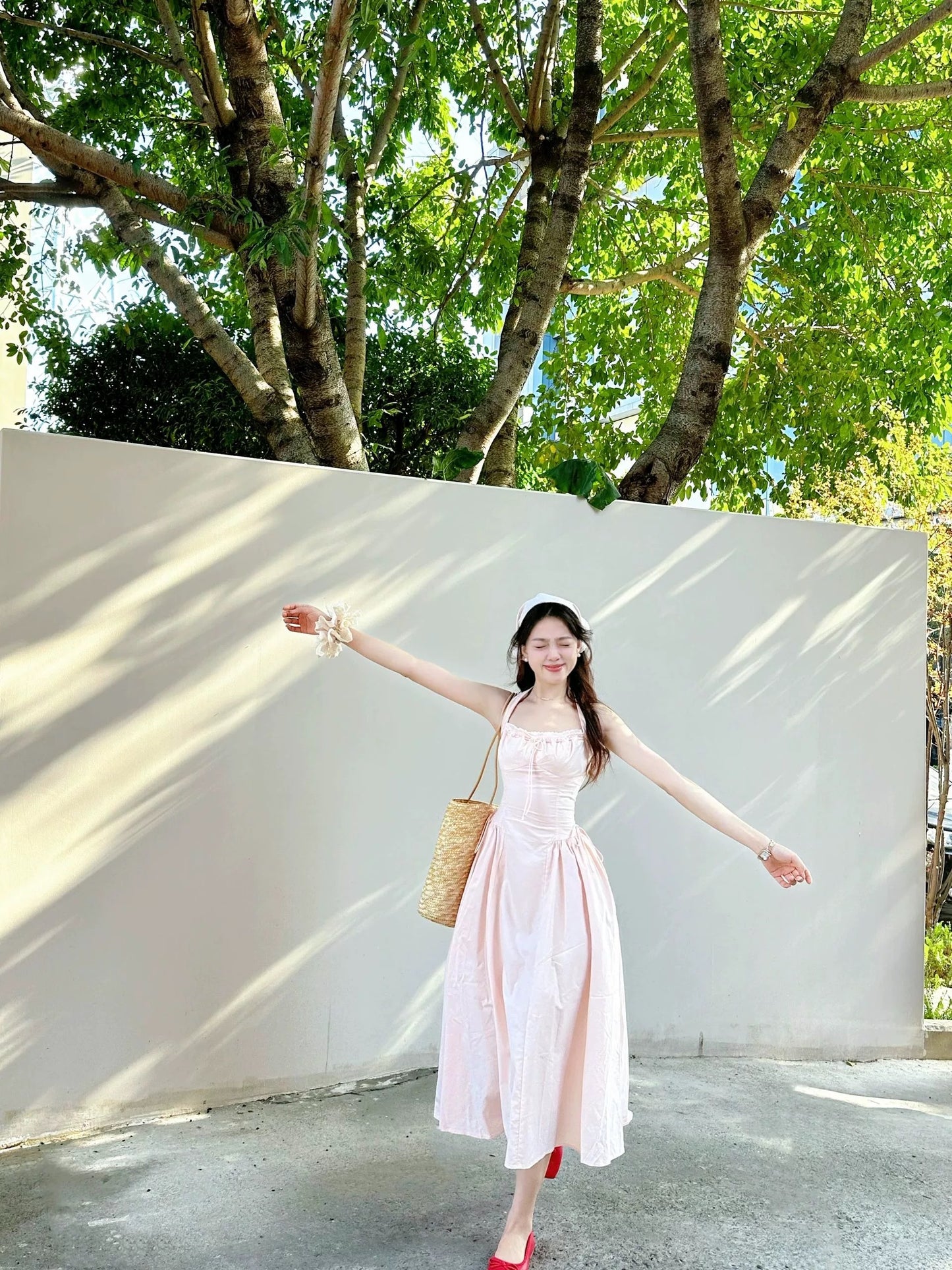 French gentle style light pink halter neck suspender dress summer niche beautiful waist princess long dress petite
