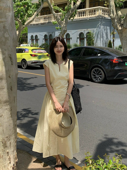 [Discount] ~Sleeveless V-neck Dress for Women, Summer Style, French Fitted Waist, Full Skirt, Long Dress V256149