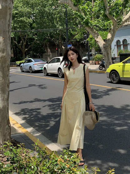 [Discount] ~Sleeveless V-neck Dress for Women, Summer Style, French Fitted Waist, Full Skirt, Long Dress V256149