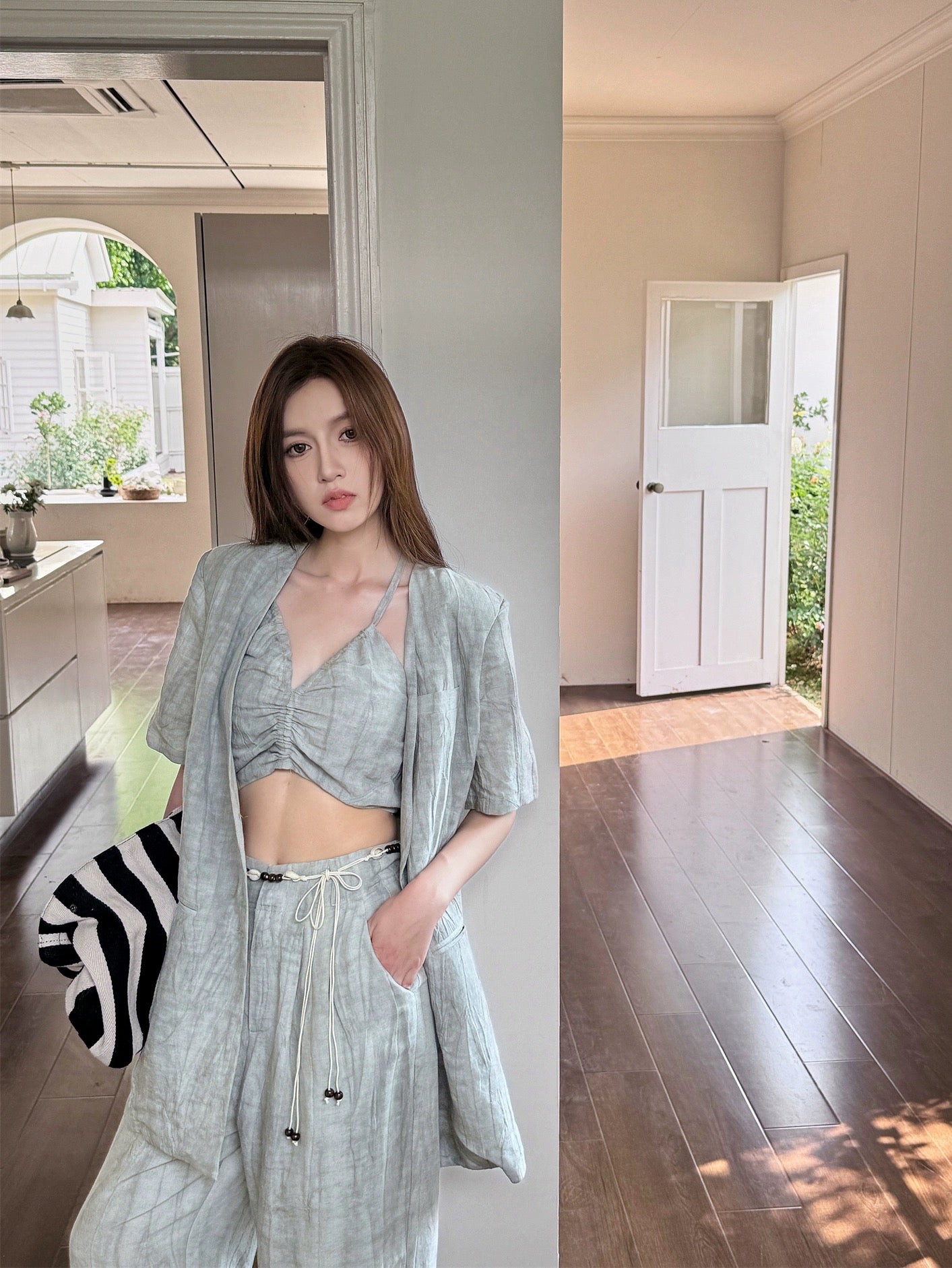 Light fabric tone summer sun protection short-sleeved jacket with suspenders texture casual thin cotton and linen wide-leg pants three-piece set for women