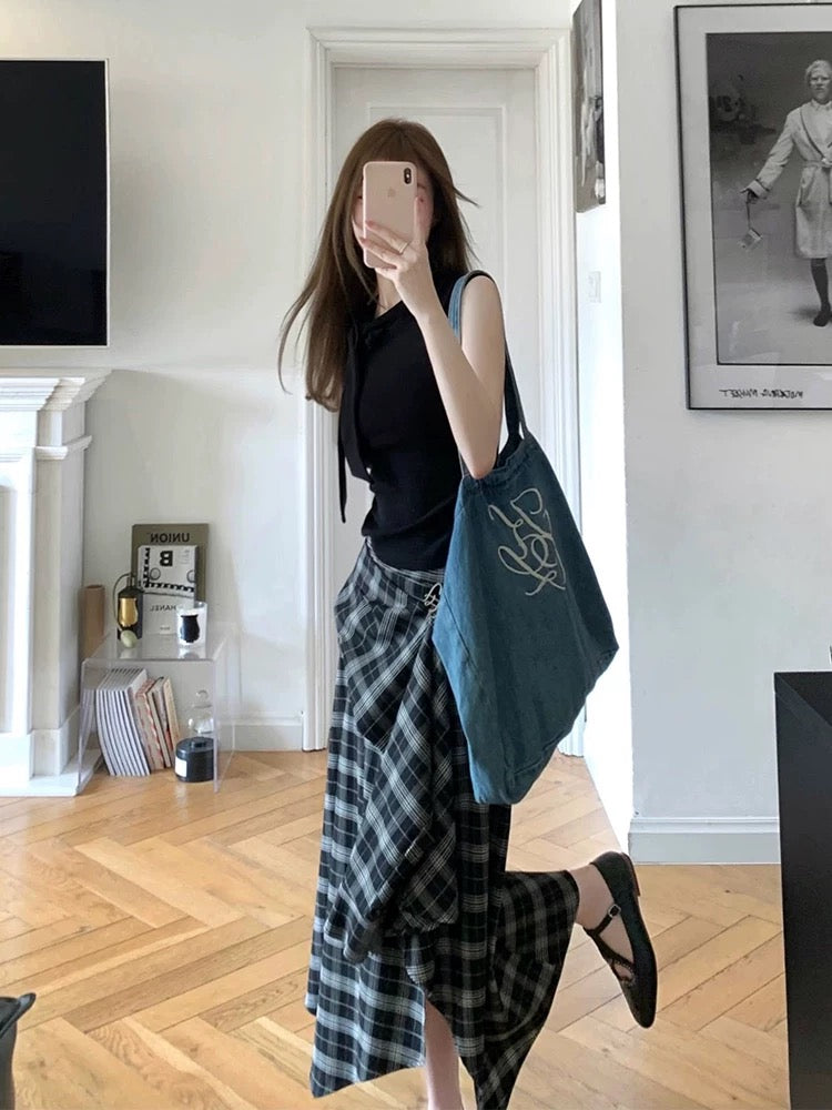 Summer suit for women 2025 new style one set black vest top plaid irregular skirt two-piece suit