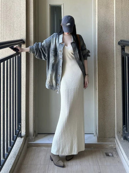 Early autumn outfit 2025 knitted suspender dress denim long-sleeved jacket this year's popular two-piece suit skirt