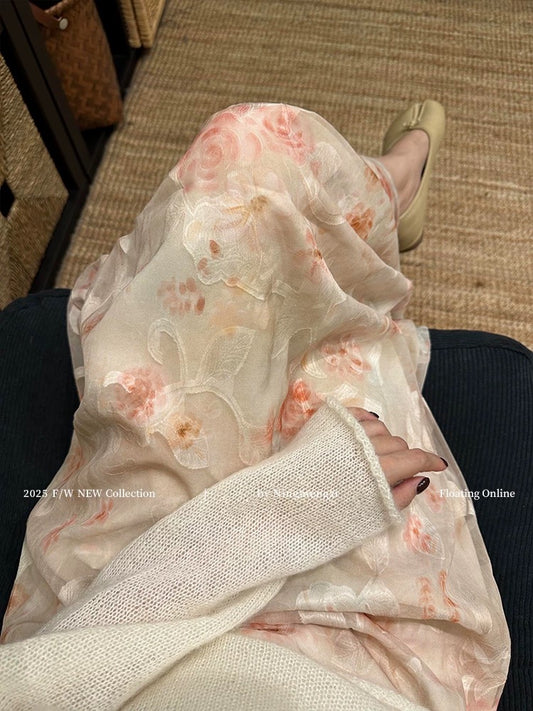 French-style romantic pink jacquard mesh midi skirt, new summer 2025 style, elegant, fairy-like, youthful, floral maxi skirt.