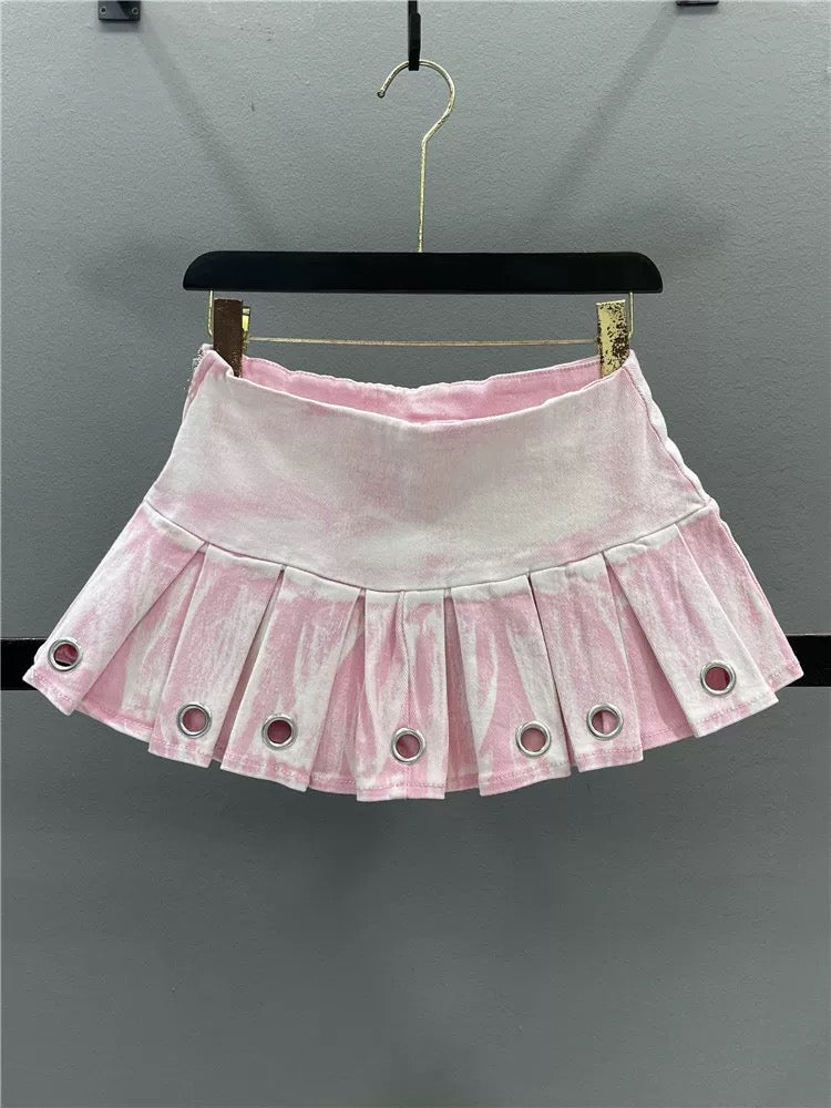 Retro hot girl pleated denim skirt female 2025 summer new design sense of age reduction slimming A-line short skirt pants