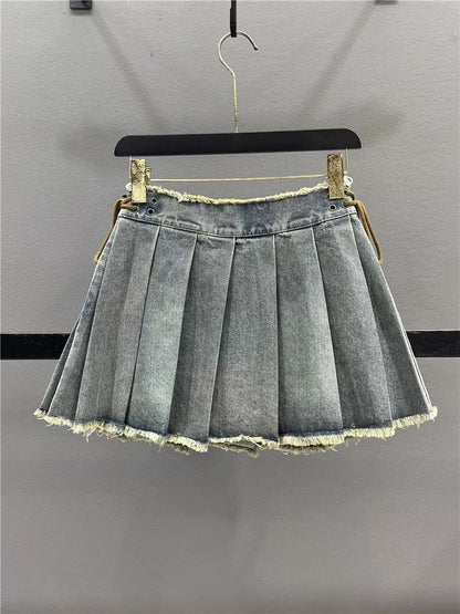 American retro pleated denim skirt for women 2025 summer new style strappy high waist slim hot girl A-line skirt