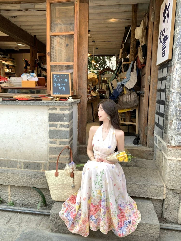 Baili Fengmian Huayu French temperament design positioning flower long skirt long halter neck print dress summer