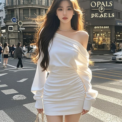 Coco KEKE white sloping shoulder sexy hot girl temperament hip-hugging dress