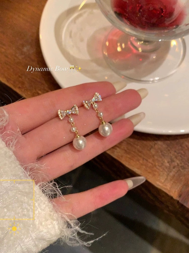 Thousands of gold exquisite bow pearl earrings for women new 2025 hot style unique earrings high-end unique earrings