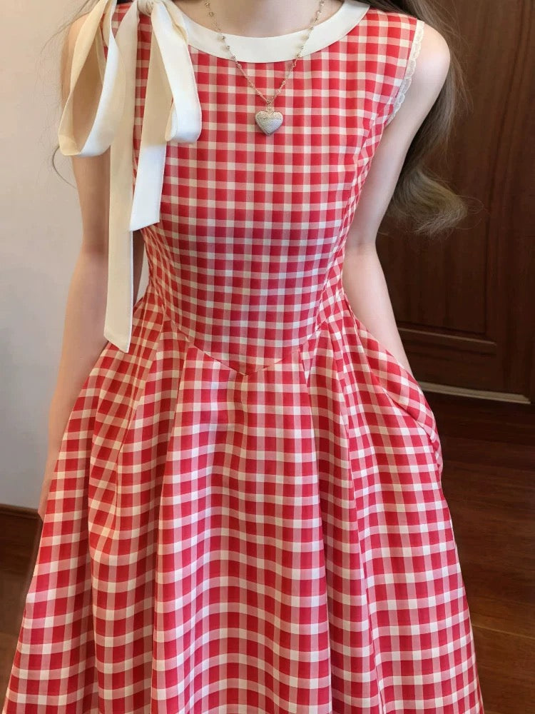 2025 Summer New Arrival French Chic High-End Beach Vacation Style Tie-Waist Maxi Dress in Red Plaid