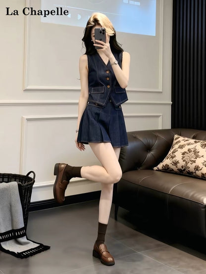 La Chapelle Women's Retro Denim Two-Piece Set (Summer): V-Neck Frayed-Edge Vest & Pleated Mini Skirt – Slimming & Youthful Style