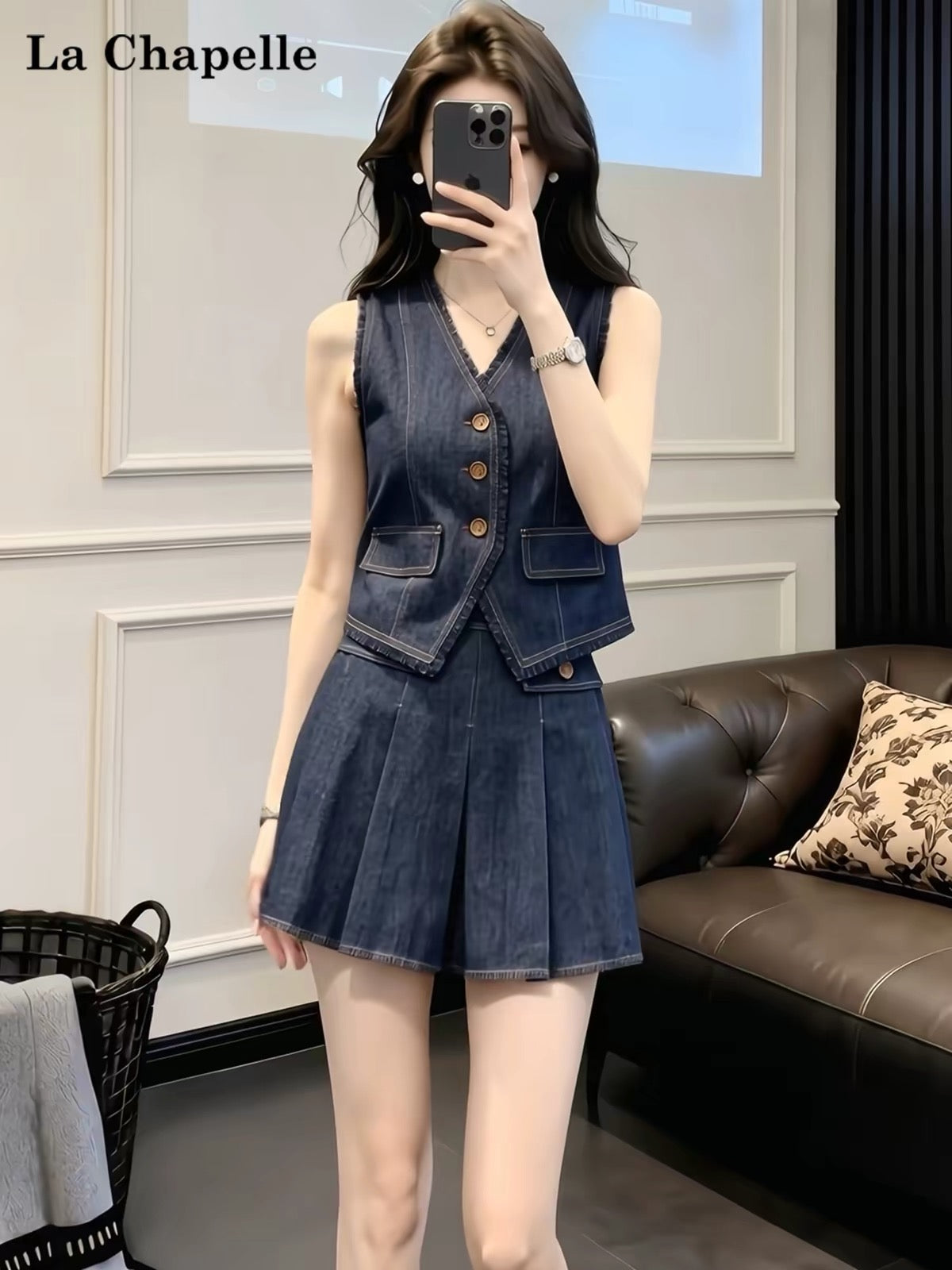 La Chapelle Women's Retro Denim Two-Piece Set (Summer): V-Neck Frayed-Edge Vest & Pleated Mini Skirt – Slimming & Youthful Style