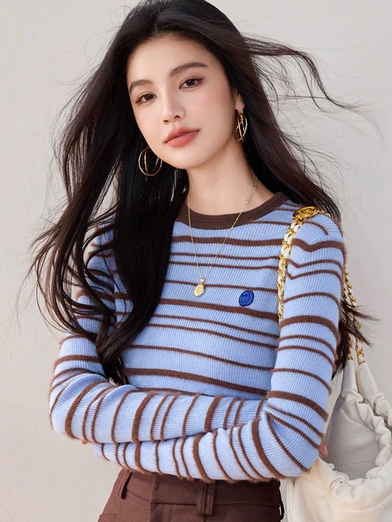 High-end smiley face embroidery contrast color striped wool long-sleeved knitted sweater slim fit short bottoming top for women autumn