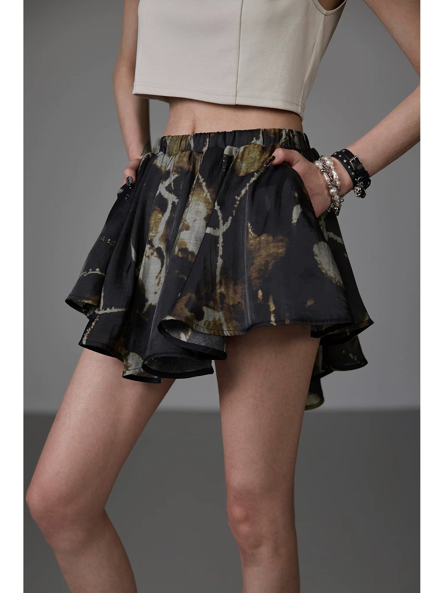 Mrs. Chen CHENTAITAI x No Illusion Printed Skirts