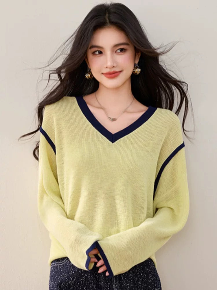 Lazy style knitted sweater for women, new style for spring and autumn, V-neck design, unique contrast color, very beautiful, loose Chanel style top
