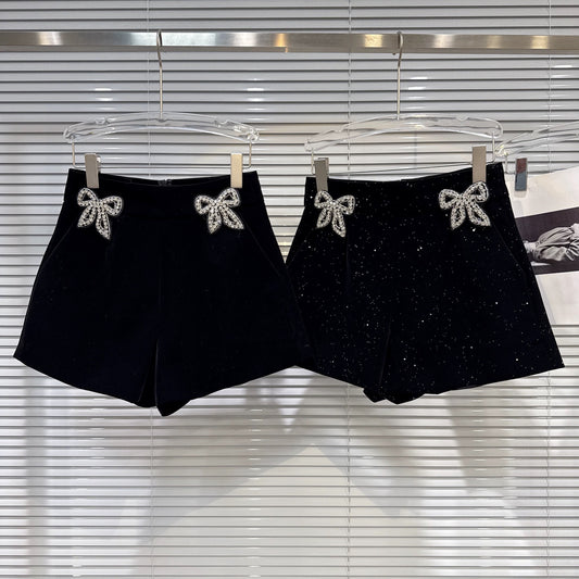 Popular online style, 2025 winter new French-style elegant shorts with rhinestone bow embellishment, women's bootcut shorts.
