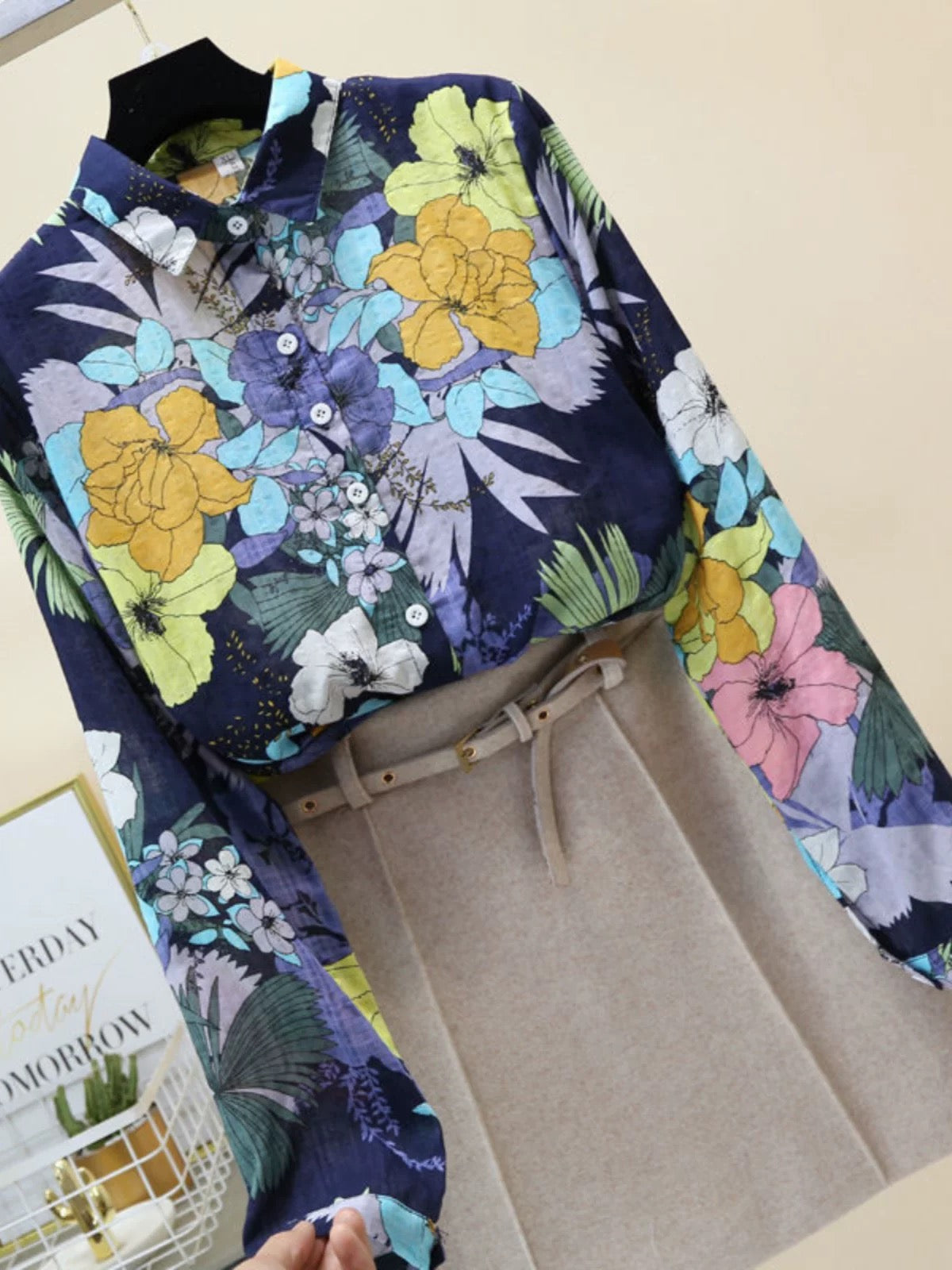 Brand Discount Store Genuine Women's Printed Shirt Women's Retro Spring and Autumn Loose Cotton and Linen Floral Top Women's Summer Long Sleeve